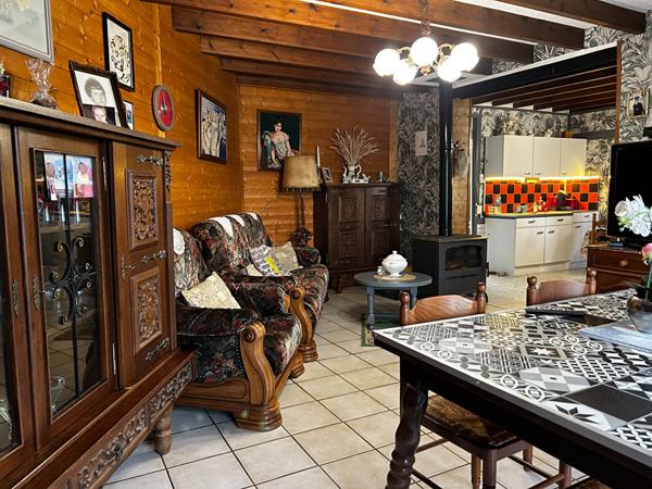 Maison pleine de charme ? 83 m² à réinventer selon vos envies