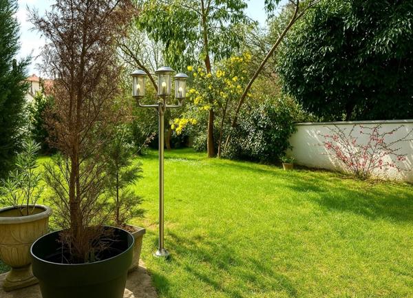 Maison contemporaine à VERRIERES LE BUISSON (91370)