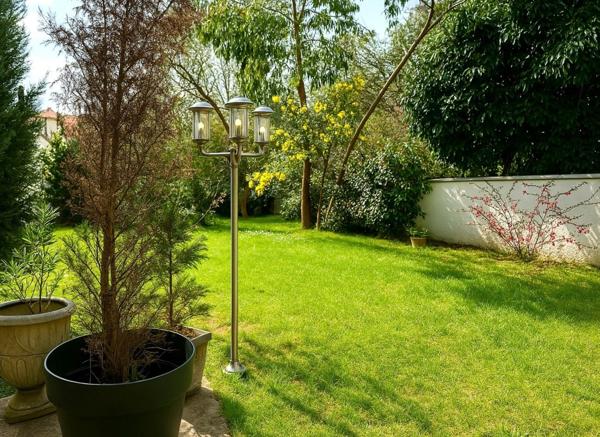 Maison contemporaine à VERRIERES LE BUISSON (91370)