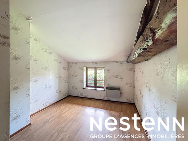 A vendre : Belle propriété avec dépendances et grand terrain au calme