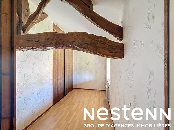 A vendre : Belle propriété avec dépendances et grand terrain au calme