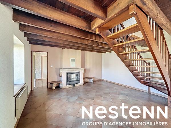 A vendre : Belle propriété avec dépendances et grand terrain au calme