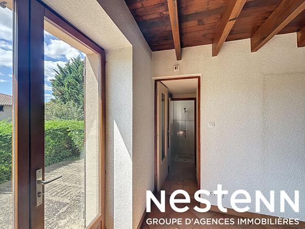 A vendre : Belle propriété avec dépendances et grand terrain au calme