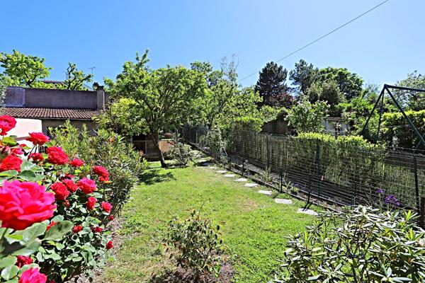 Nanterre - Mont Valérien - Maison 5 pièce(s) 74,5 m2 €525 000 ** - Référence 14989