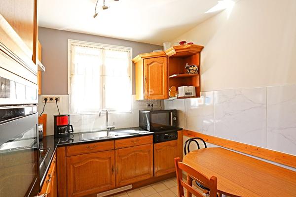 Nanterre - Mont Valérien - Maison 5 pièce(s) 74,5 m2 €525 000 ** - Référence 14989