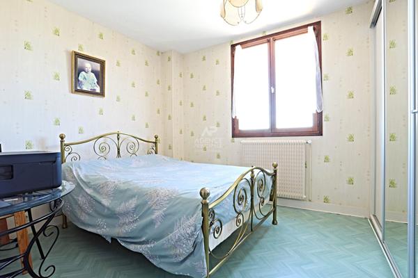 Nanterre - Mont Valérien - Maison 5 pièce(s) 74,5 m2 €525 000 ** - Référence 14989