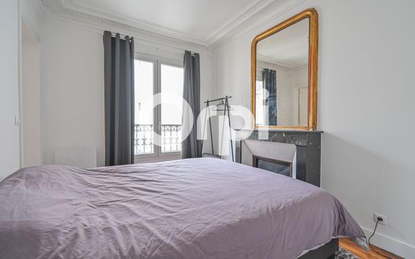 Appartement à vendre    2 pièces • 48,86 m2 Paris 6