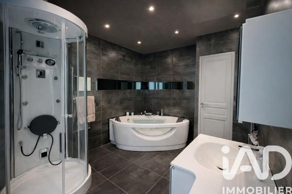 Appartement à vendre 3 pièces 89 m² Paris 16