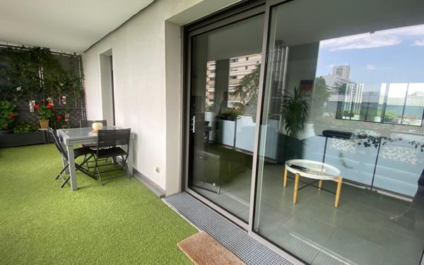 Appartement à vendre    3 pièces • 65 m2 Bordeaux