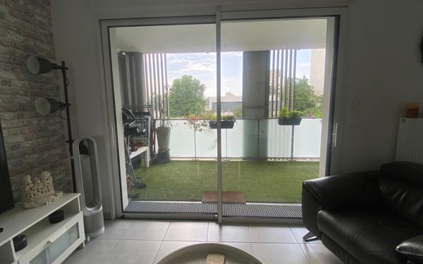 Appartement à vendre    3 pièces • 65 m2 Bordeaux