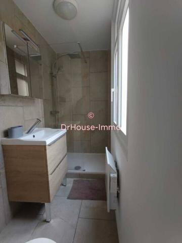 Immeuble à vendre 3 pièces de 83 m²