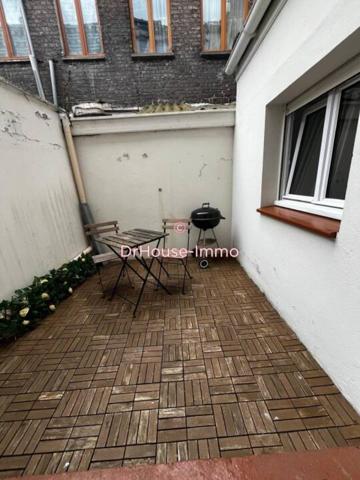 Immeuble à vendre 3 pièces de 83 m²