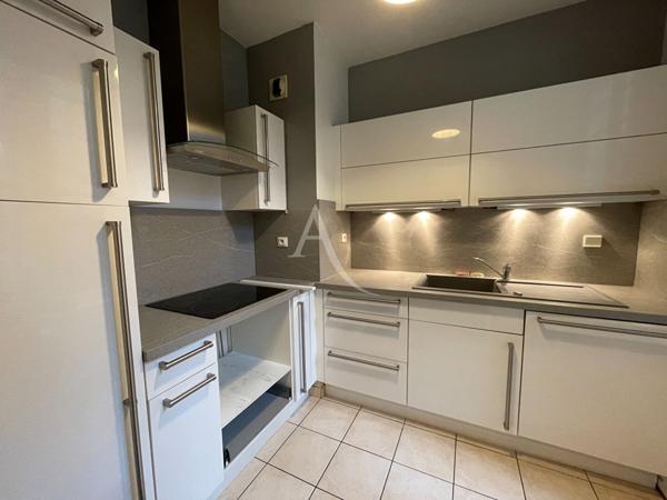 Appartement Saintes 3 pièce(s) 73 m2