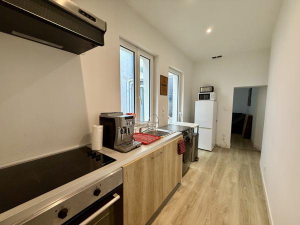 Charmant T2 meublé, lumineux et calme – cœur de La Rochelle (ST CLAUDE 15/RDC)
