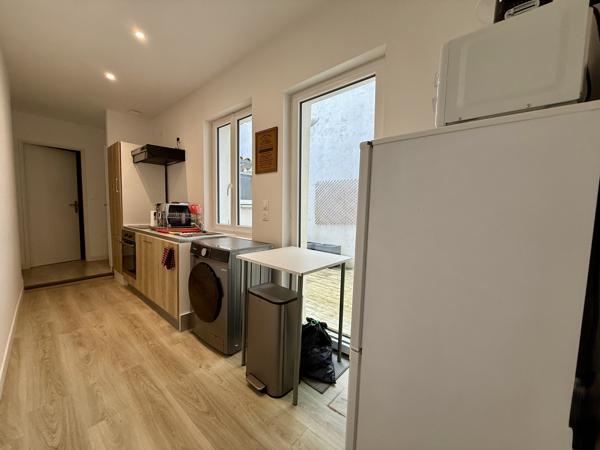 Charmant T2 meublé, lumineux et calme – cœur de La Rochelle (ST CLAUDE 15/RDC)