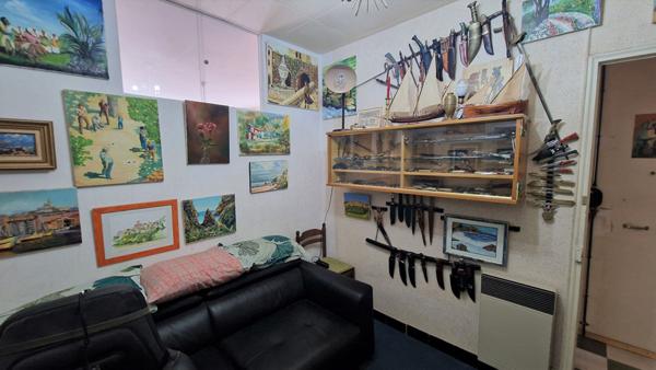 Appartement Marseille 2 pièce(s) 40 m2 13005 MARSEILLE nue-propriété conception