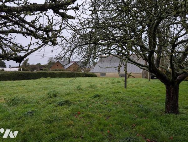 exclusivité longère en pierre avec terrain constructible en partie