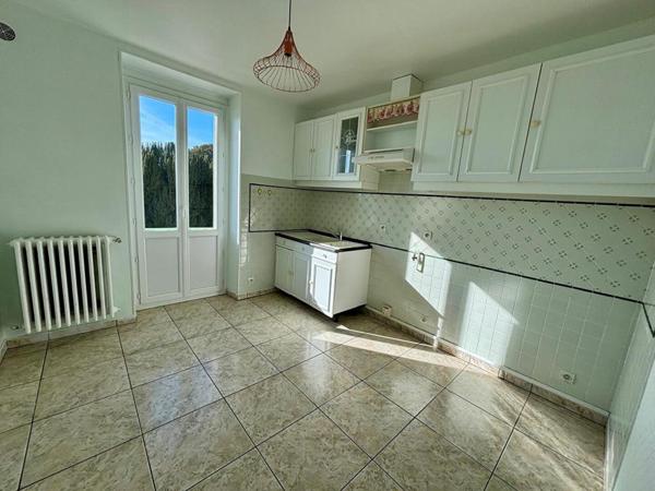 Immeuble de rapport 700 m² 10 logements + potentiel Marzy