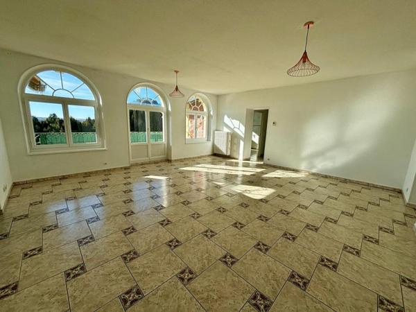 Immeuble de rapport 700 m² 10 logements + potentiel Marzy