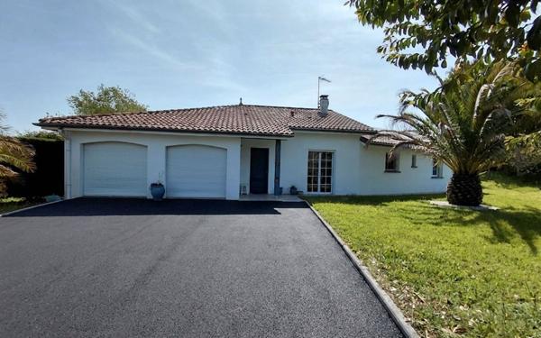 Maison à vendre    4 pièces • 138 m2 Mouguerre