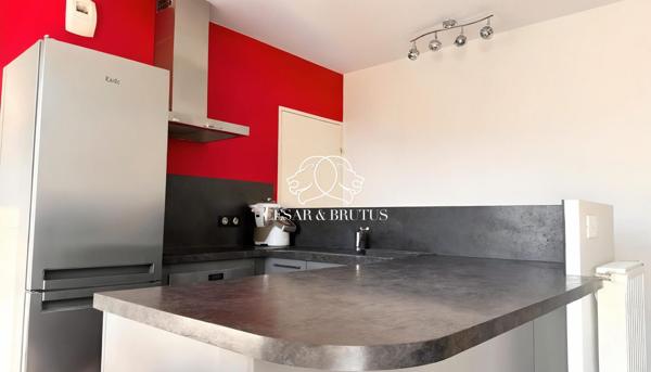 Exclusivité – ST PRIEST (Centre) – Appartement T3 (61 m2) – Dernier étage – Toit-terrasse – Garage (2016)