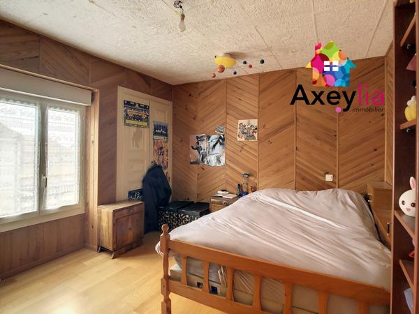 Chambilly (71110) A VENDRE- SECTEUR MARCIGNY - MAISON 6 CH AVEC TERRAIN ET DEPENDANCE