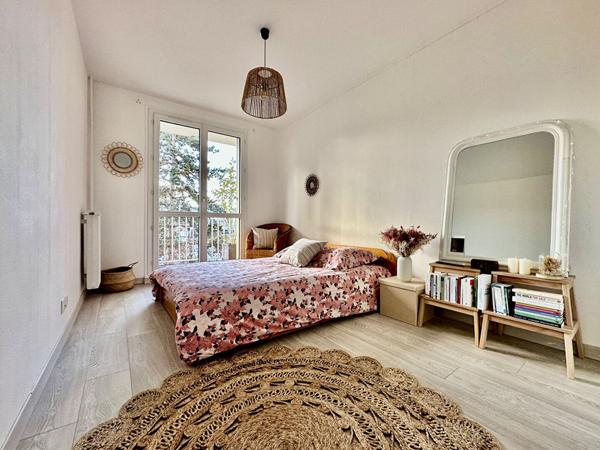 NOUVEAU Appartement 5 Pièces au Centre Ville Parfait état