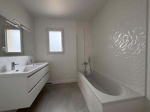 Maison - 6 pièces - 125 m²