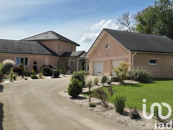 Maison 4 pièces de 208 m² à Monthureux-sur-Saône (88410)