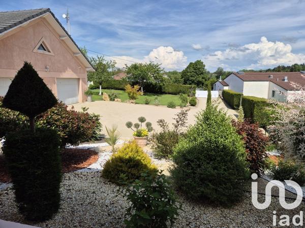 Maison 4 pièces de 208 m² à Monthureux-sur-Saône (88410)