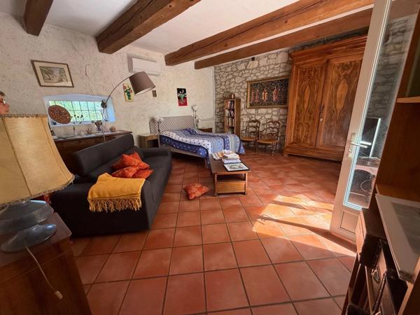 Maison Vigneronne T5 avec remise attenante