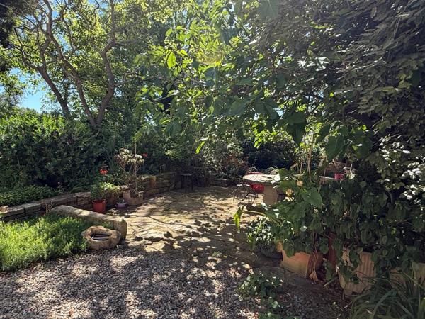 Maison Vigneronne T5 avec remise attenante