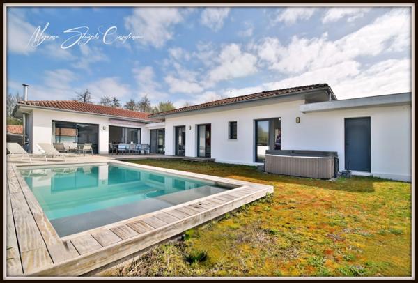 VILLA de plain-pied à vendre 7 pièces SOUSTONS (40) 158 m² environ, proche du lac