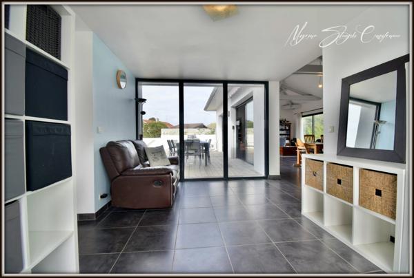 VILLA de plain-pied à vendre 7 pièces SOUSTONS (40) 158 m² environ, proche du lac