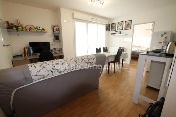 ORLEANS LA SOURCE Proche Université, Appartement deux pièces avec parking sécurisée en excellent état