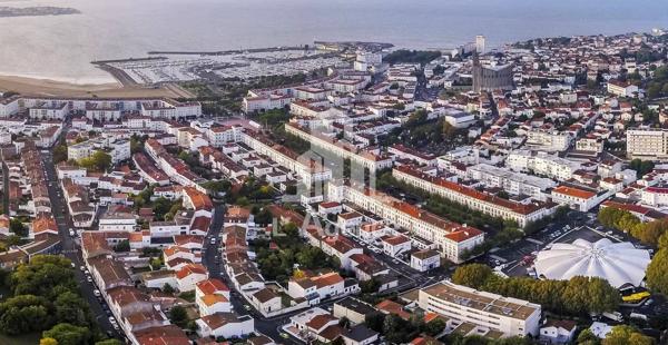 ROYAN CENTRE - LOCAL PROFESSIONNEL OU COMMERCIAL A LOUER