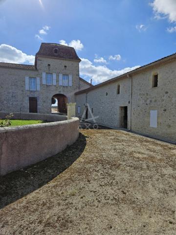 Magnifique demeure à 3 kms de Montréal du Gers