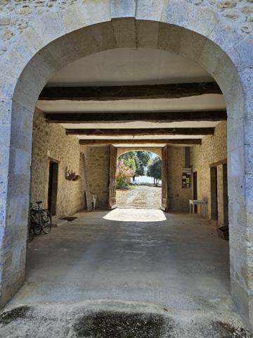 Magnifique demeure à 3 kms de Montréal du Gers