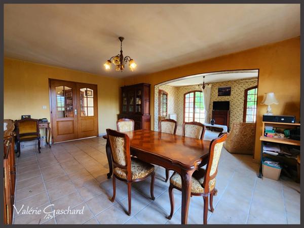 Le Pizou (dordogne) maison de 128 m² +  2850 m² de terrain et triple garage