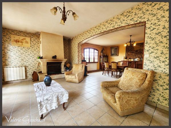 Le Pizou (dordogne) maison de 128 m² +  2850 m² de terrain et triple garage