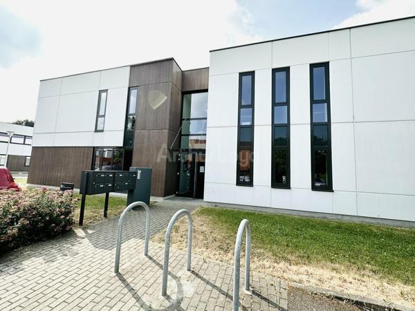 BUREAUX à LOUER de 181 m²
