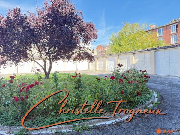 Appartement centre ville dans rue calme