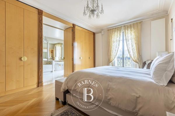 Paris 8ème, Appartement 4 Chambres -  314 m² à vendre