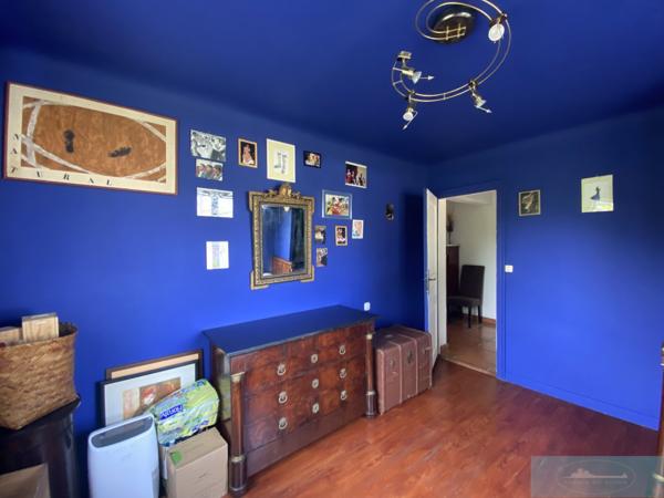 Appartement
                                                                                                                                                                                                                                                                                                                        5 pièce(s)                                                                                                                                                                                                          4 chambre(s)                                                                                                                                                                                                          128  m²
