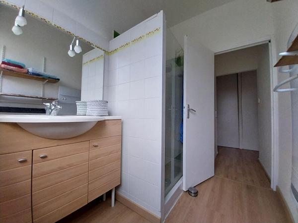 Maison atypique à Poitiers ? Breuil Mingot ? 166 m², parcelle 1 700 m²