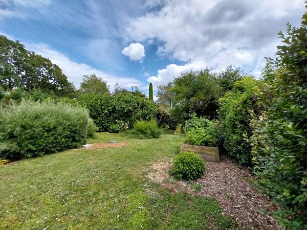 Maison atypique à Poitiers ? Breuil Mingot ? 166 m², parcelle 1 700 m²