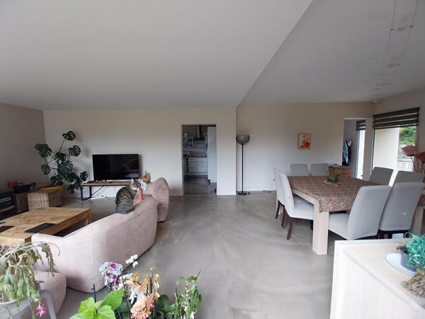 Maison atypique à Poitiers ? Breuil Mingot ? 166 m², parcelle 1 700 m²