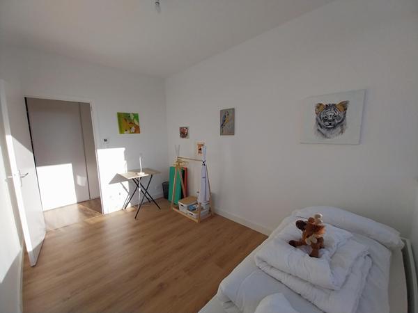 Maison atypique à Poitiers ? Breuil Mingot ? 166 m², parcelle 1 700 m²