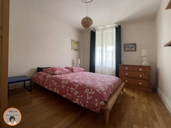 MAISON BOURGEOISE 215 m² - GÉRARDMER à mi-chemin entre LAC et CENTRE VILLE - TERRAIN 331 m²