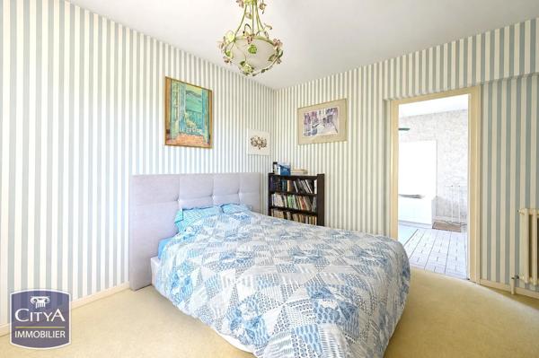 Maison à vendre 7 pièces 202.8m² Saint-Marcellin (38160)